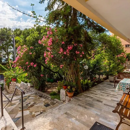 Apartman Apartments Kamen Dramalj