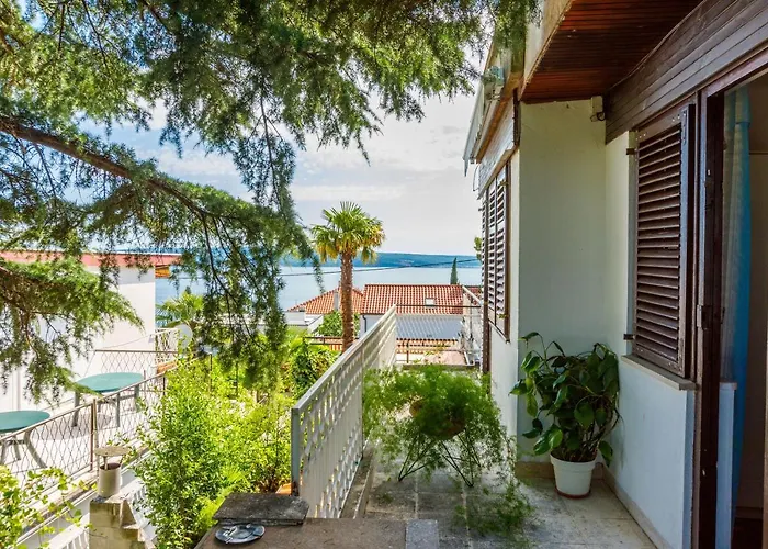 Kamen Apartment Dramalj