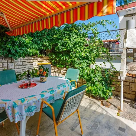 Apartment Kamen Dramalj