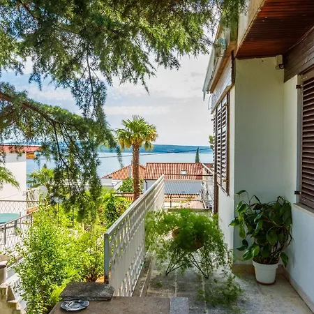 Kamen Apartment Dramalj