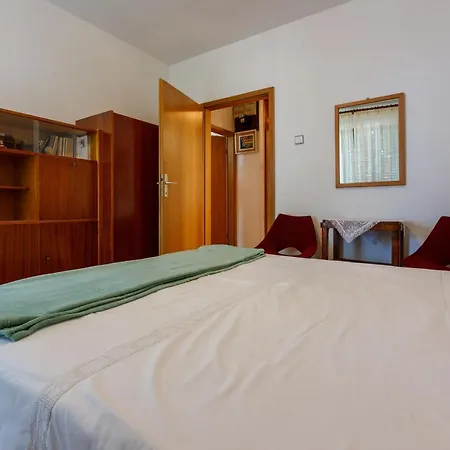 Kamen Apartment Dramalj
